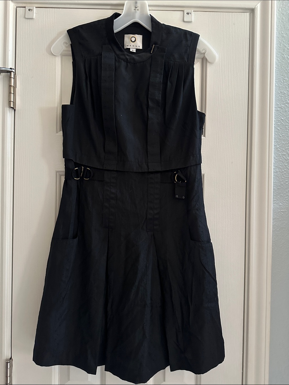Vintage Mayle Black Sleeveless Pleated Utility Dress 100% Silk women’s 2